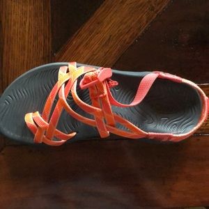 Womens New Chaco ZVOLV X2 size 6